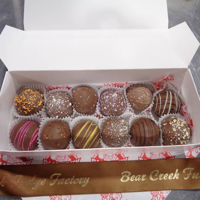 🍬Truffles, Large 🎁 (Box of 12) – Bear Creek Candy Kitchen