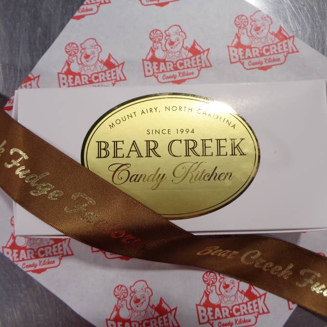 🍬Truffles, Large 🎁 (Box of 12) – Bear Creek Candy Kitchen