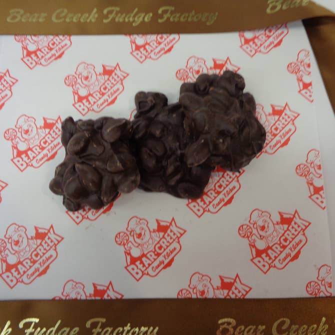 🍫Dark Chocolate Almond Clusters💖 1/2 LB Bags