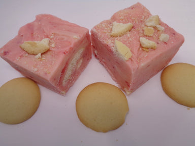 Strawberry Banana Pudding Fudge 1, 2 or 3 pounds - Bear Creek Candy Kitchen