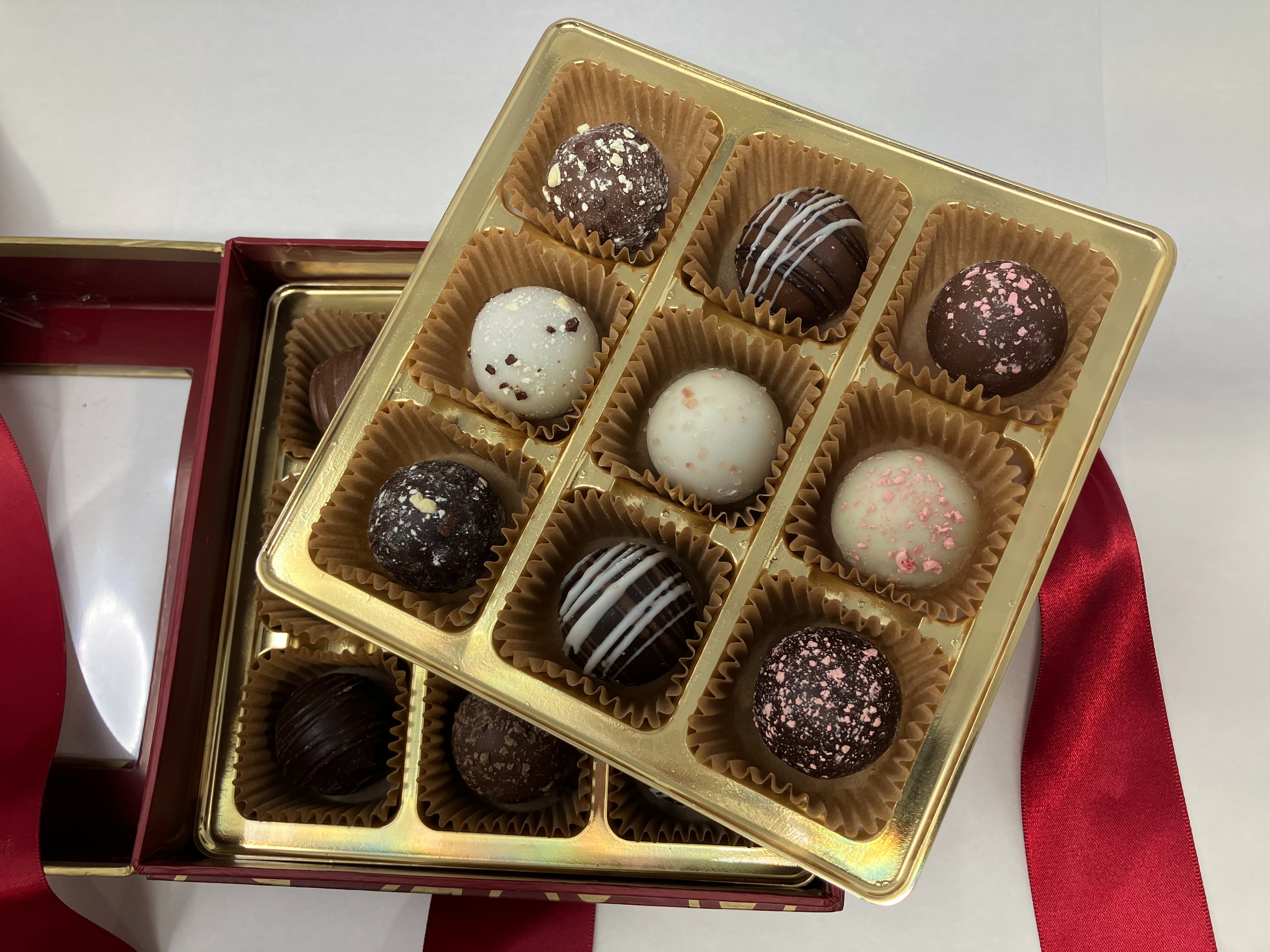 Valentines Day Truffle Box Mini Assorted (Set Of 18)